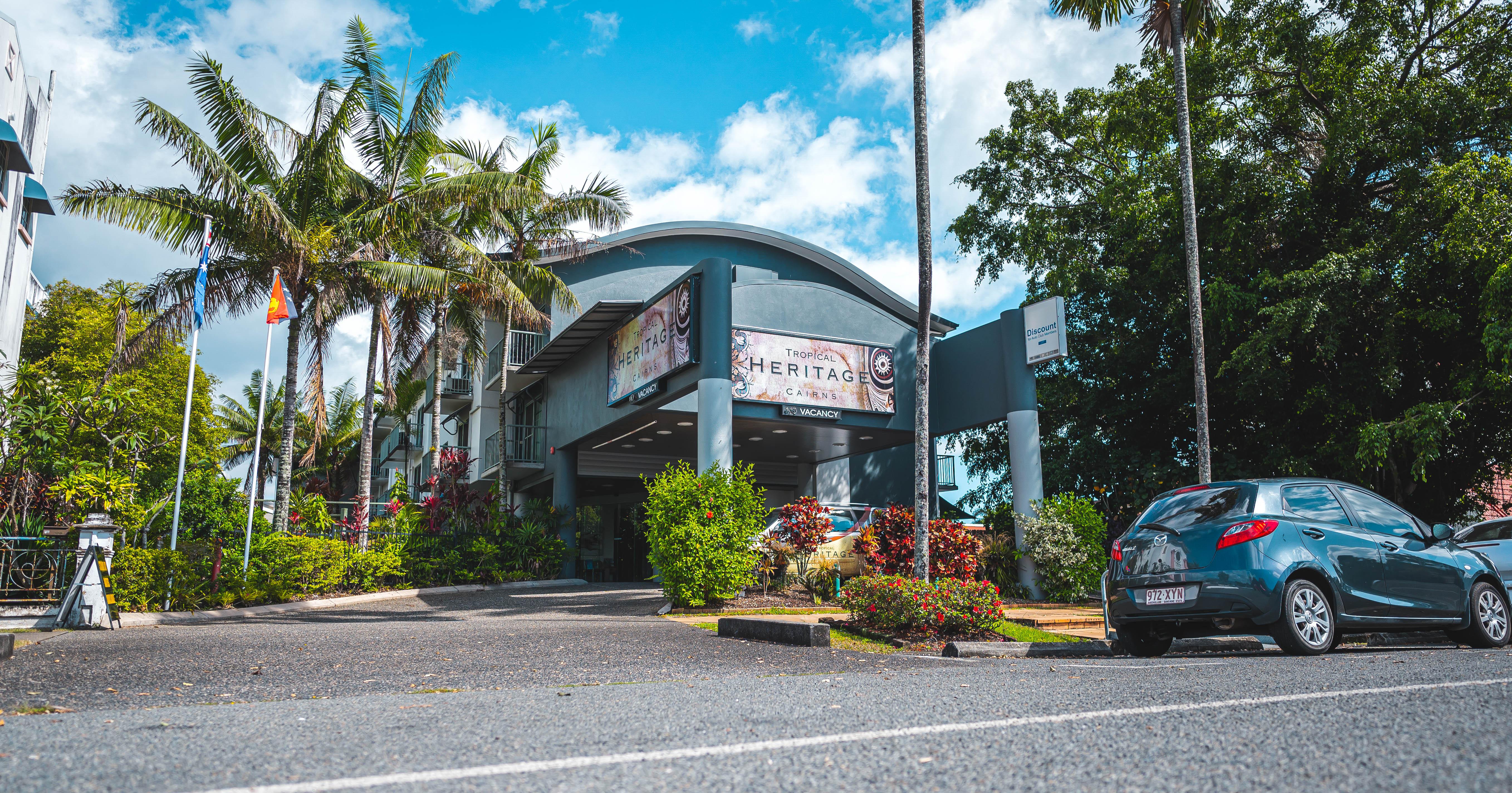 Heritage Cairns Hotel Екстериор снимка