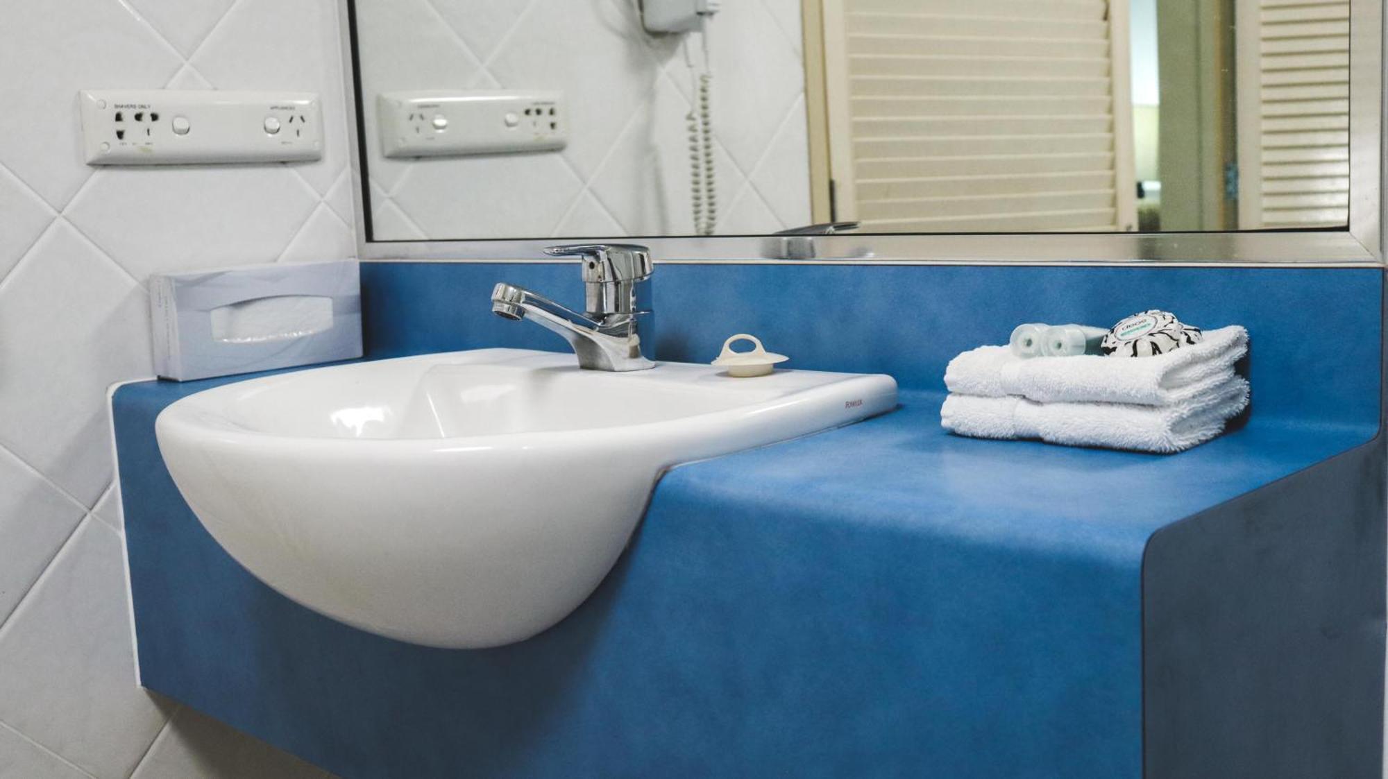 Heritage Cairns Hotel Стая снимка