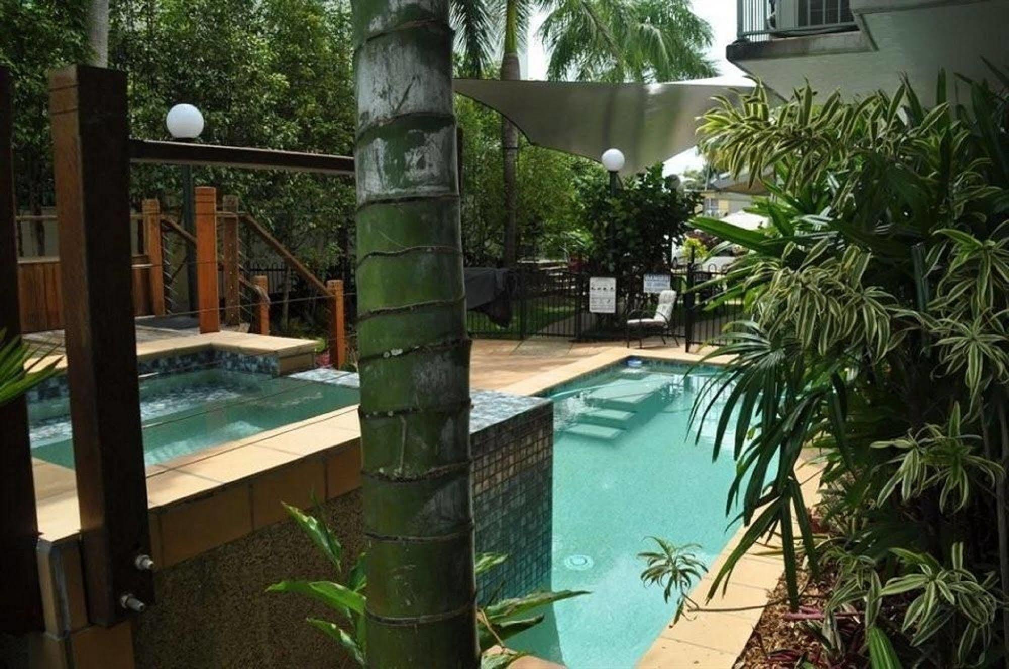 Heritage Cairns Hotel Екстериор снимка