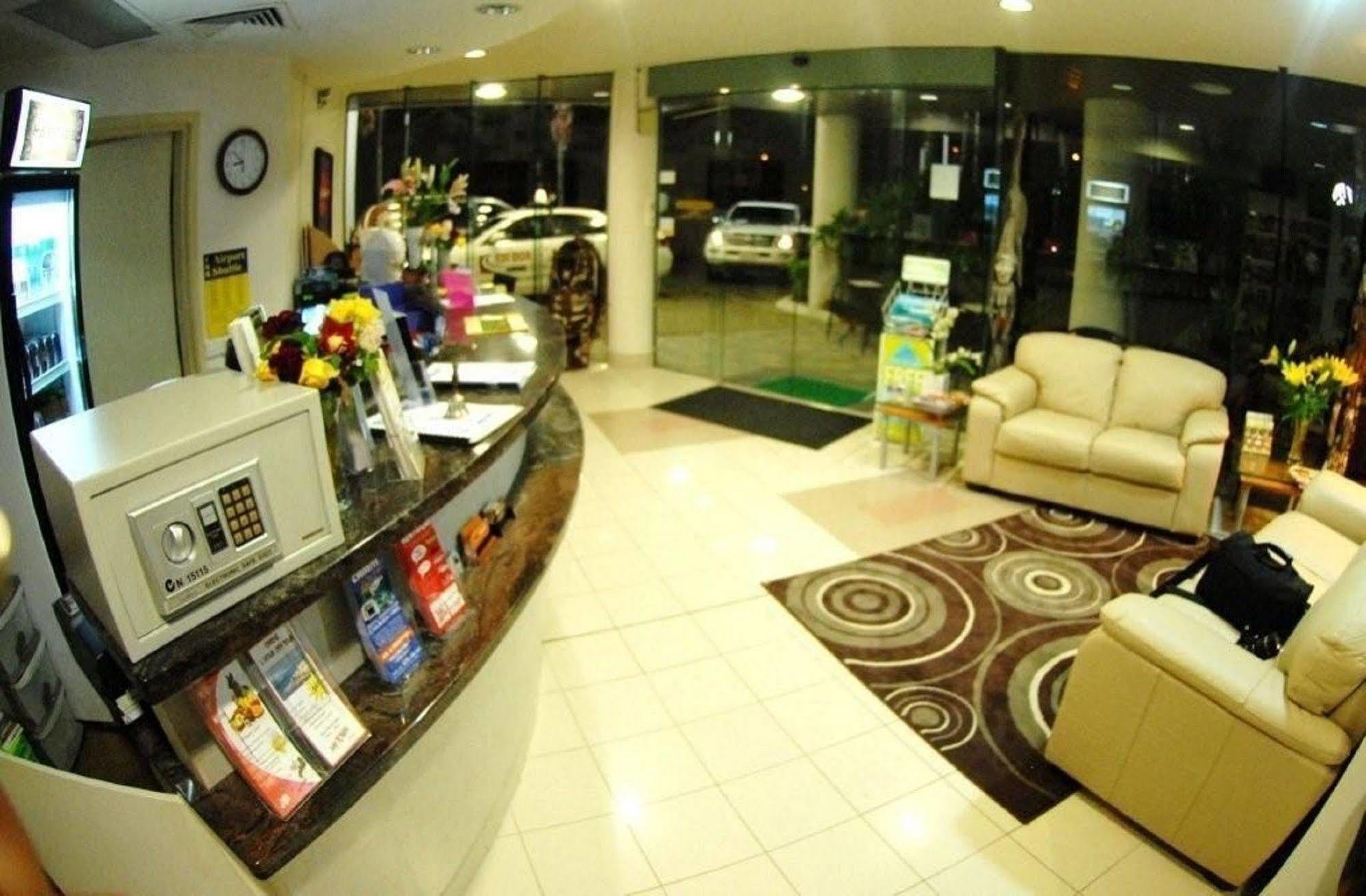 Heritage Cairns Hotel Екстериор снимка